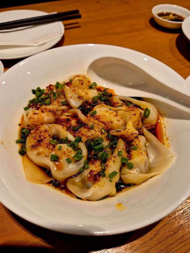 "상하이 1박 2일 여행 코스! 야경부터 맛집까지 완벽 일정✨"