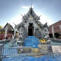 พาชมความงดงาม โบสถ์เงินหลังแรกของโลก