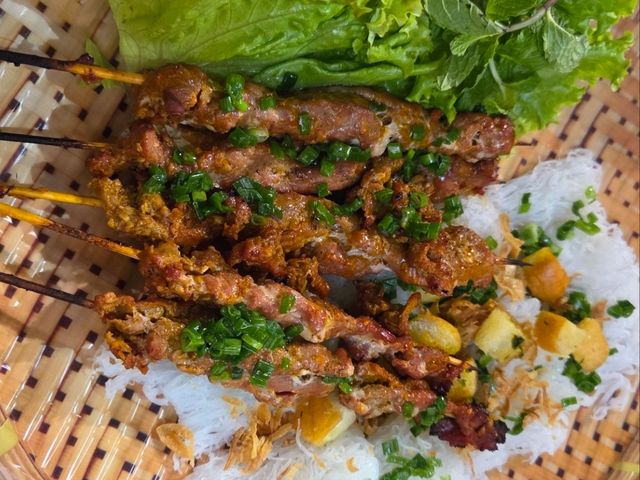 맛있는거 여기 다 모였다 나트랑 씀모이가든