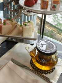 A Slice of Luxury in the Afternoon