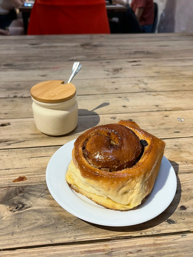 The Mugshot Café— bagel town in Georgetown