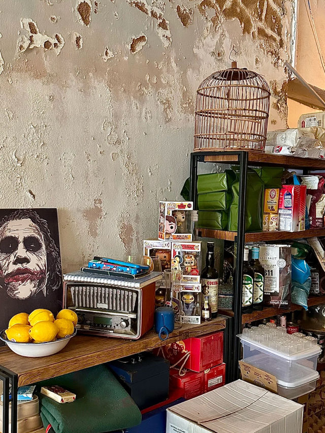 Birdcage Malacca— delectable desserts