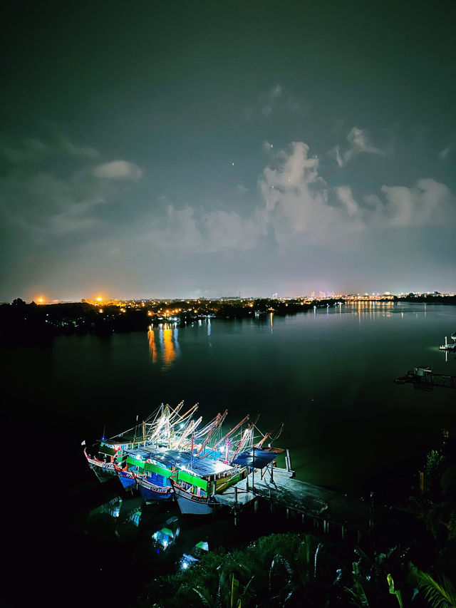 Kuching in Every Light – Riverine Views That Captivate!