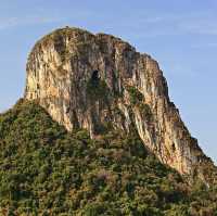 🏞️ Khao Ok Thalu: A Backpacker’s Guide to Phatthalung’s Iconic Mountain with a Hole!