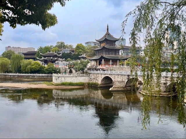貴州 | 甲秀樓，貴陽市區內的代表性建築