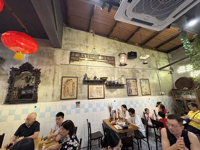 Beh Leh Hainam Satay: Melaka's Savory Stick Sensation