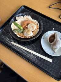 利尻富士を望む島最大の湖沼【オタトマリ沼】