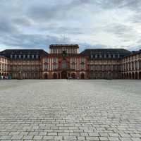 🚶‍♂️ “Gridlines and Graffiti: A City Walk Through Mannheim”