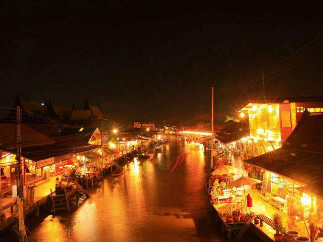 ตลาดน้ำอัมพวา