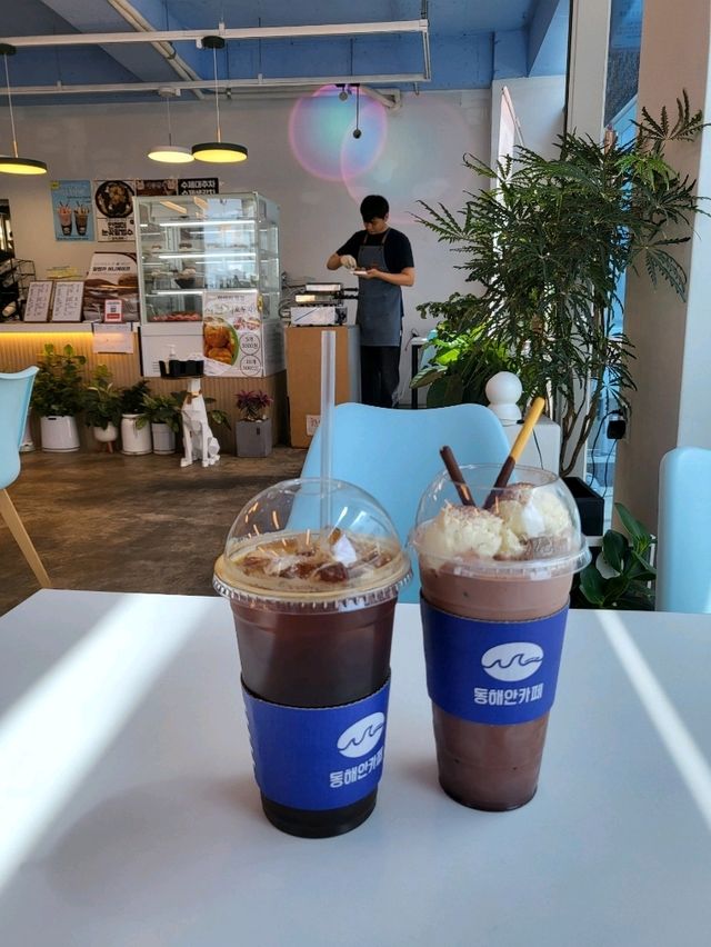 시금치 호두과자를 맛볼수 있는 영덕카페