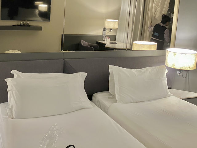 🛏️바리의 세련된 쉼, 더 니콜라우스 호텔  – 클래식함과 모던함이 공존하는 남부 이탈리아의 안식처