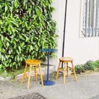 Stoop Cafe