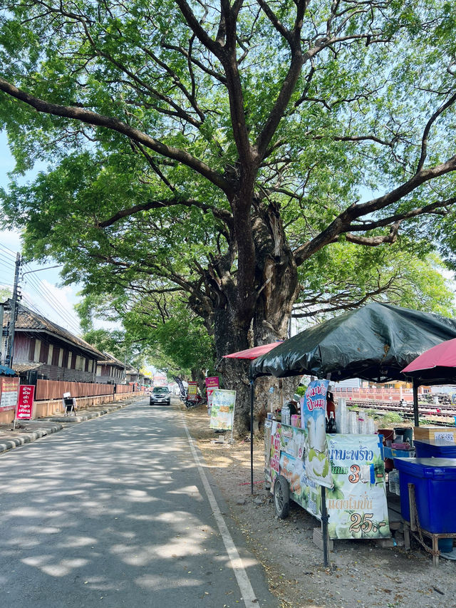 ส้มตำยายขัน (ส้มตำรถไฟลำปาง)