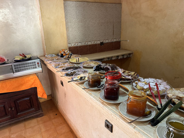 【Riad Mamouche｜メルズーガ砂漠のオアシス