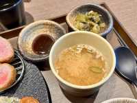 긴 숙성 시간을 거쳐 만드는 돈가스 맛집 가츠에가오