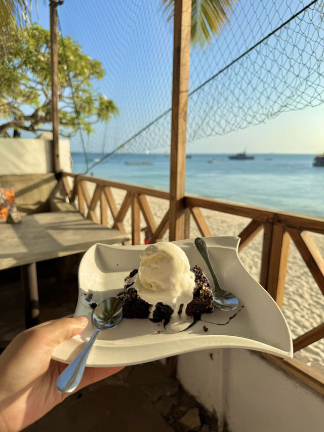 잔지바르 카페에서 여유로운 힐링🍹