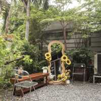 Calm and Coff Cafe – พระราม 9 