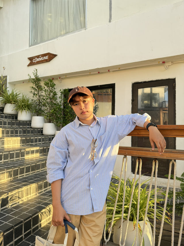 The Commune คาเฟ่ ภูเก็ต