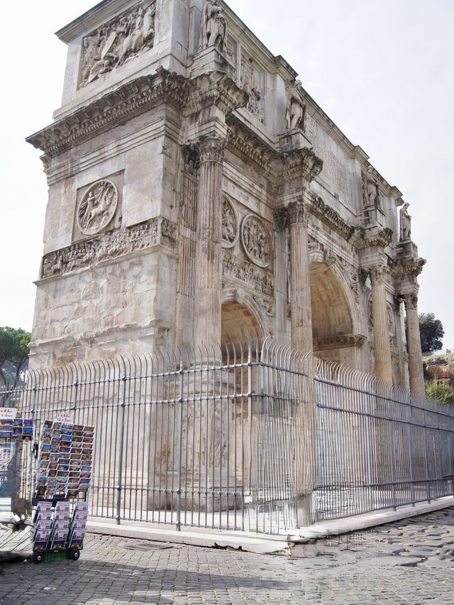 🏛️ A Majestic Gateway Through Time – Arch of Constantine