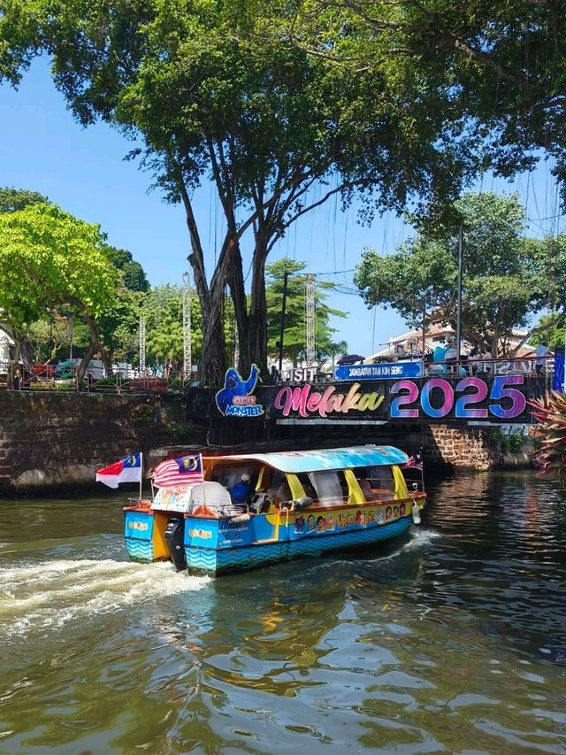A Perfect Walk: CityWalk, Riverside Views, and Hard Rock Café