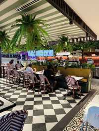 A Stylish Pre-Flight Stop at Chef Wan Cafe