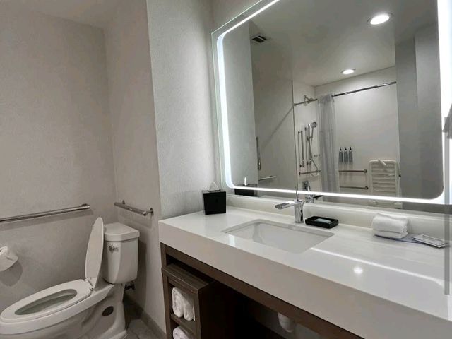 Courtyard by Marriott Houston Heights/I-10
