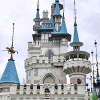 롯데월드 (Lotte World Adventure)