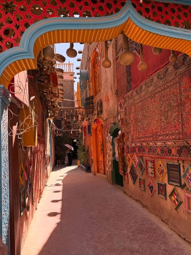 Kashgar’s “Gold City” Is Seriously Cool
