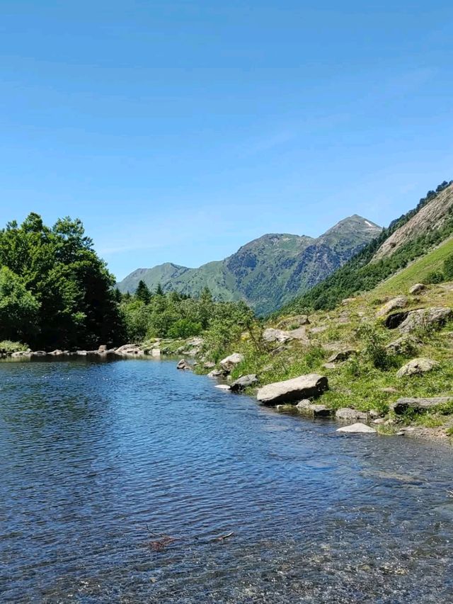 Waterfalls and Forest Wanders at Sauth deth Pish