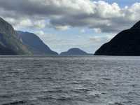 Doubtful Sound vs Milford Sound