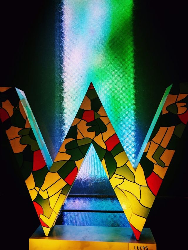 Bold Luxury at W Guangzhou – Where Design Meets Comfort