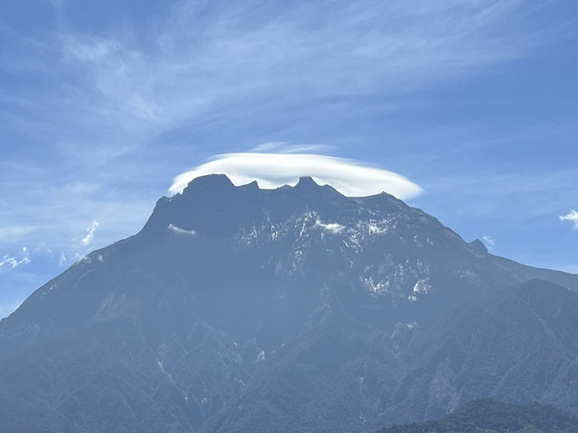 🌄 登上KK山的絕美旅程！