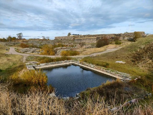 Chilling Out at Suomenlinna Kauppatori