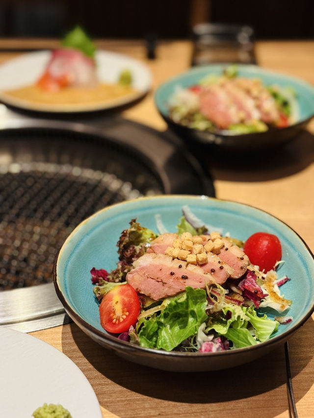 高質日式燒肉店!招牌海膽和牛煲仔飯 高質日式燒肉店!招牌海膽和牛煲仔飯