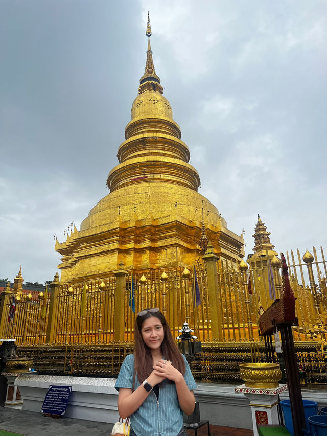พระธาตุหริภุญชัย ลำพูน