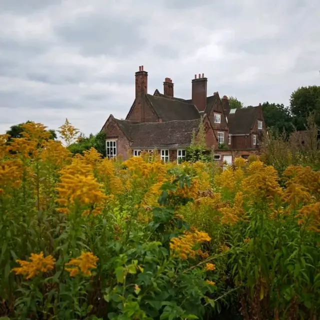 Lovely historical house, but the real jewel is the extensive gardens. I went on a lovely sunny day and everything was in bloom