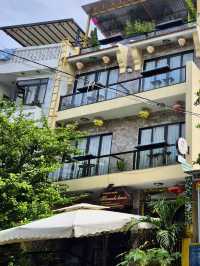 ํธ์ด์ Hannah's House