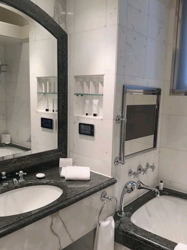 altTitle