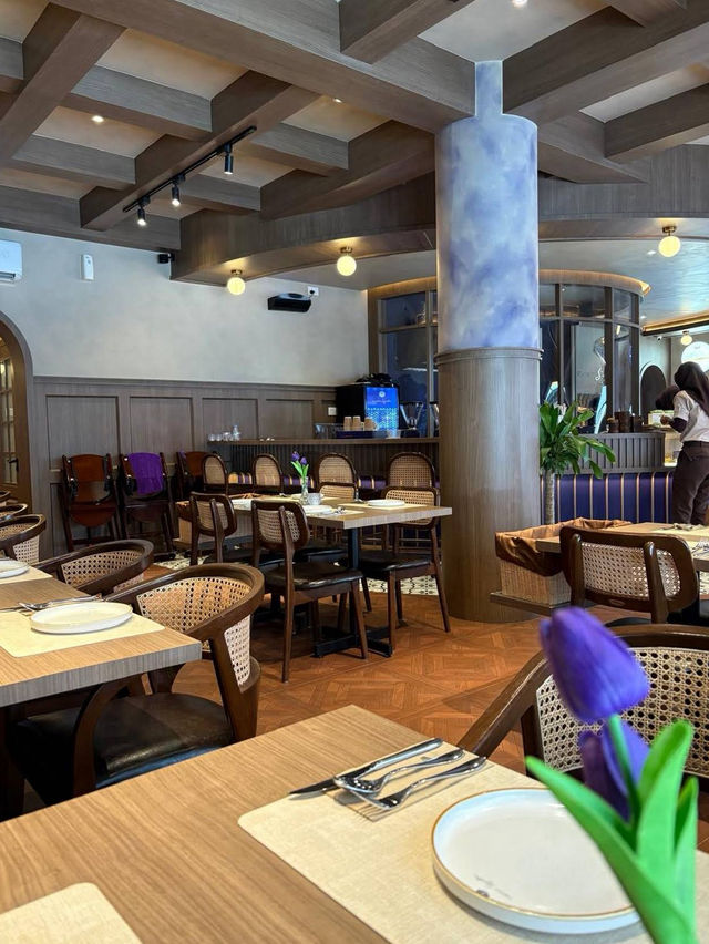 Layered Luxury and Aesthetic Calm at Lamoist Signature, Batam