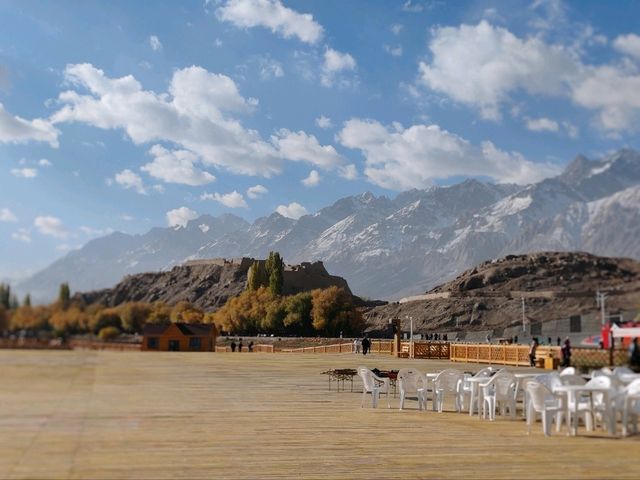 Autumn on the Pamir Plateau at the Golden Grassland