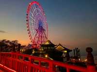 บรรยากาศกลางคืน  Sun Wheel