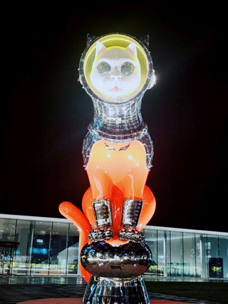 【大阪】中之島夜晚的幻想“宇宙貓”