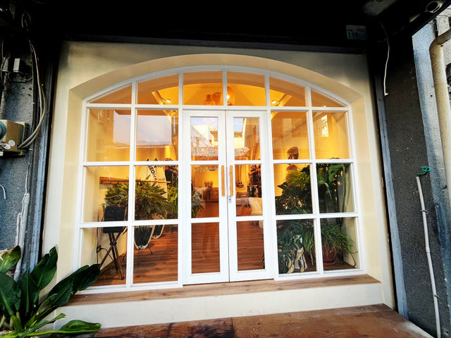 Festive Animal Fun at Paradise Of Deer & Relaxed Old-Town Stroll Festive Animal Fun at Paradise Of Deer & Relaxed Old-Town Stroll