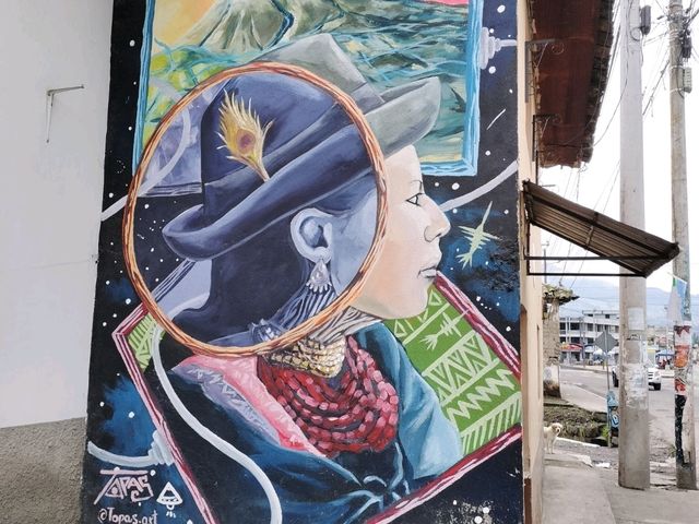 Walking around Otavalo town 