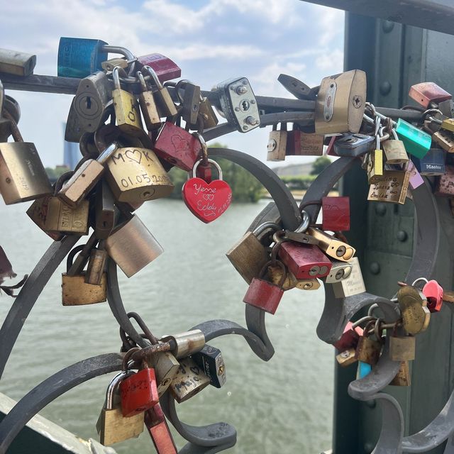 Love Lock Bridge 
