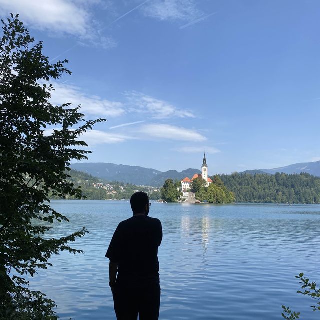🇸🇮Most Beautiful Lake in Slovenia : Lake Bled🏝