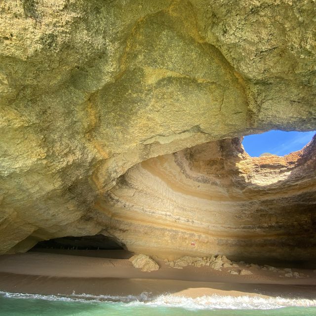 Beaches, Dolphins and Caves in Albufeira 