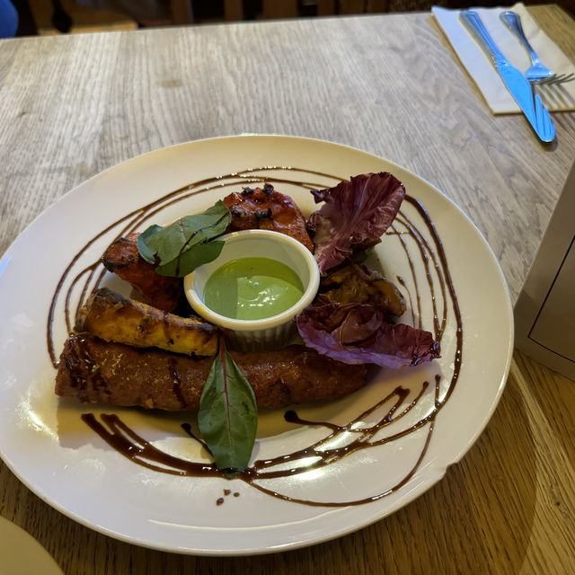 Get hooked on good food at Hookwood!