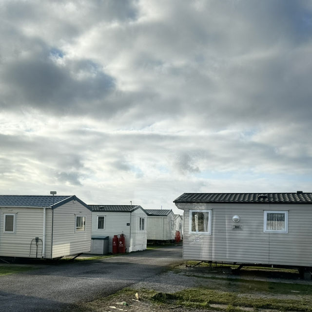 Delightful 4-Day, 3-Night Stay in Porthcawl, Wales**