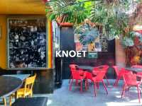 ผับร้านเก่าแก่คู่เมือง Aarchot